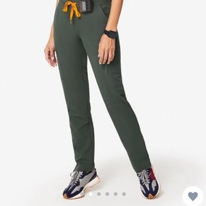 +Figs Yola Skinny Scrub pant in Moss (Small petite)